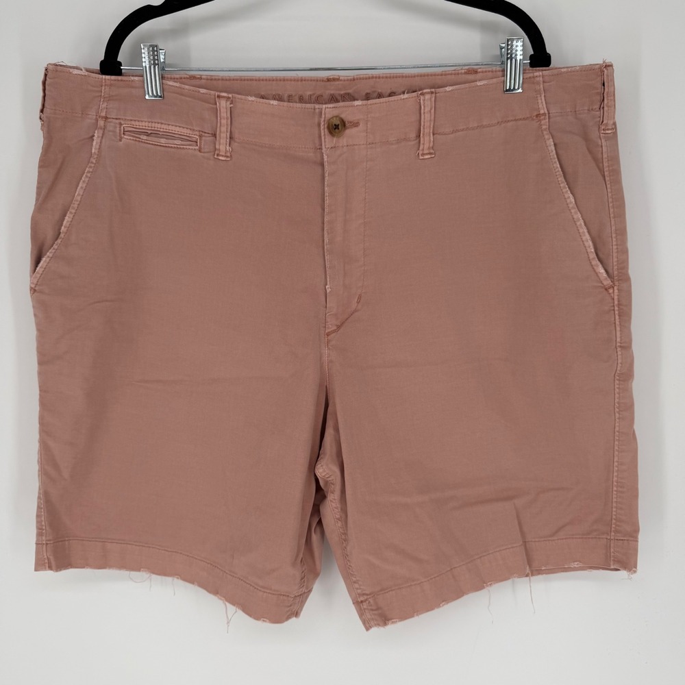 AMERICAN EAGLE MEN'S CLASSIC FLAT FRONT CHINO SHORT SZ 40 ROSE PINK